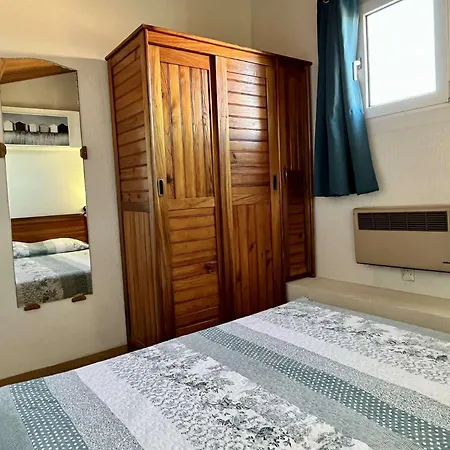 Apartment 2 Pieces- 4 Couchages- Sur Ar070-049